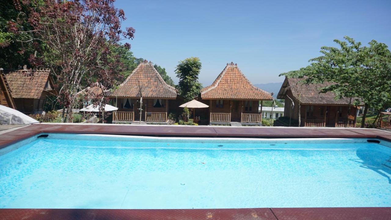 Le Desa Resort Syariah Wonosobo Exterior photo