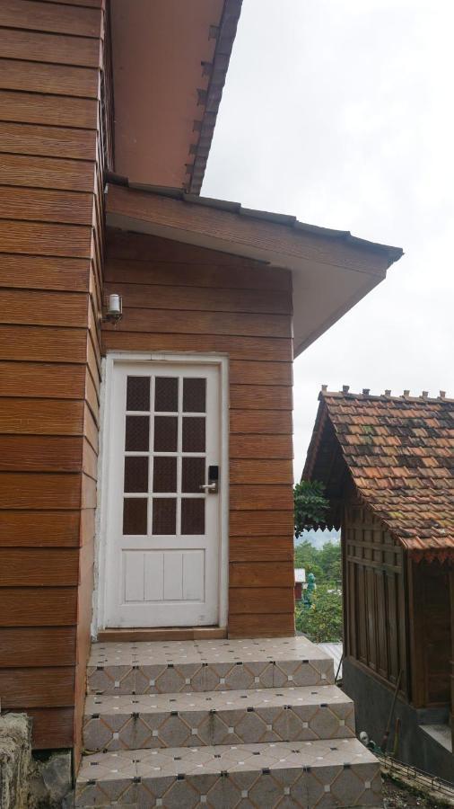 Le Desa Resort Syariah Wonosobo Exterior photo